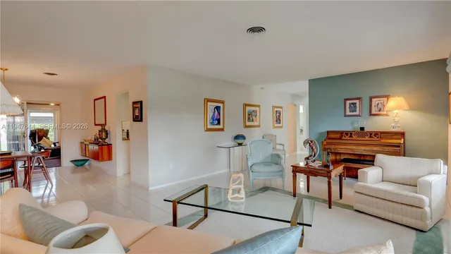 $995,000 | 8955 Southwest 85th Terrace, Miami, FL 33173
