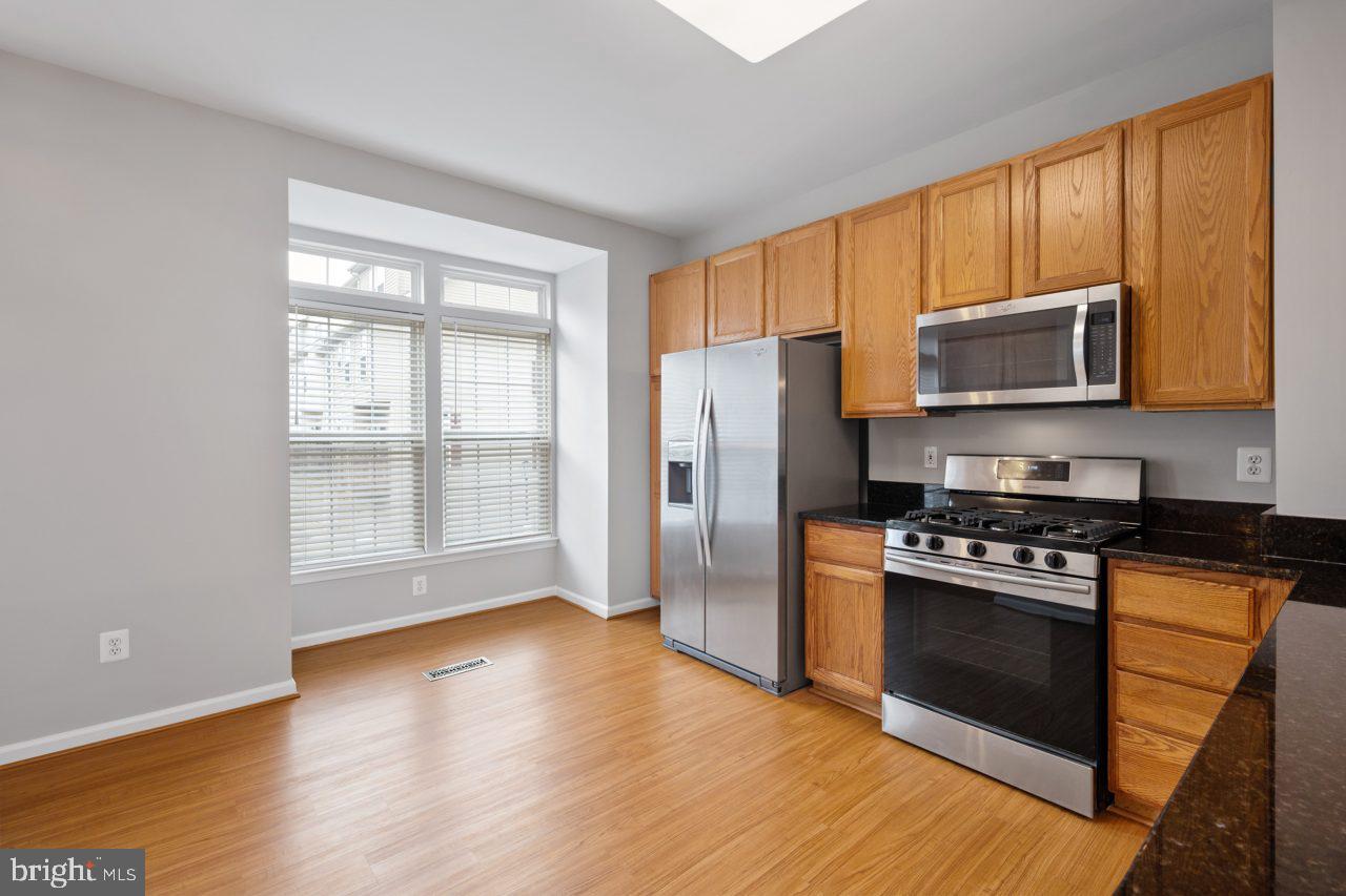 970 Harrison Circle Alexandria, VA 22304 - Photo 11 of 29