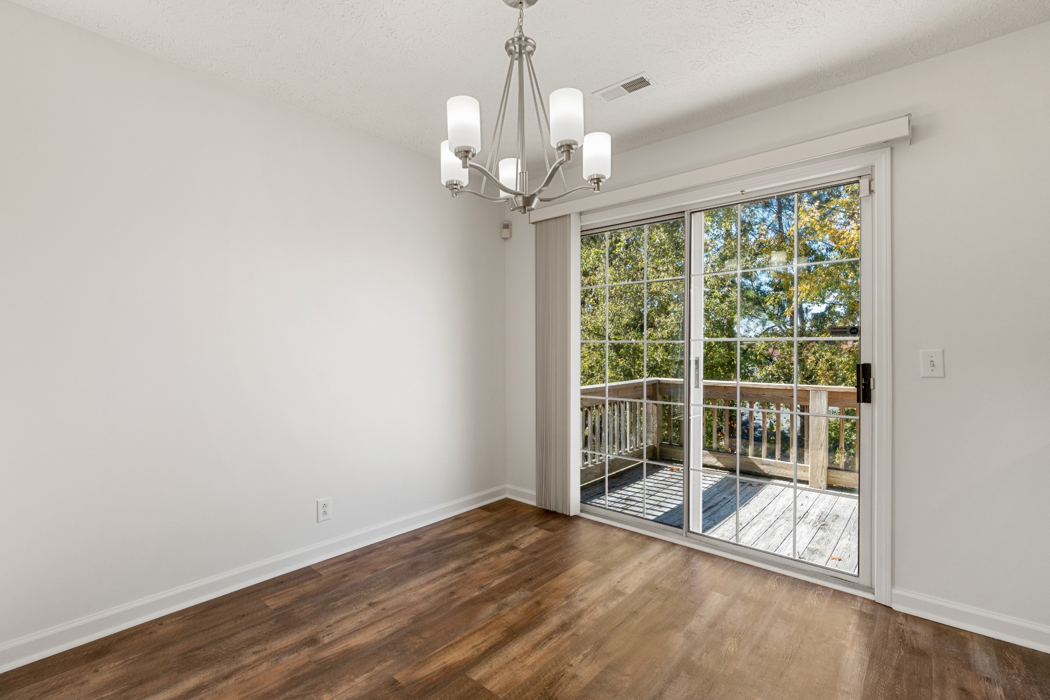 1068 Tulip Grove Road Hermitage, TN 37076 - Photo 34 of 100 a view of an empty room with a window