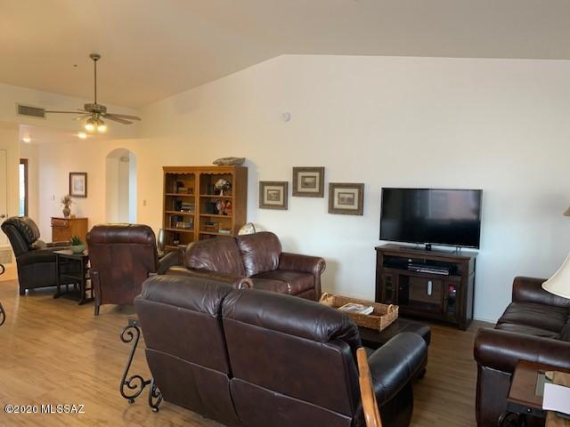 1421 North Bank Swallow Road Green Valley, AZ 85614 - Photo 17 of 31 Gallery Image 17