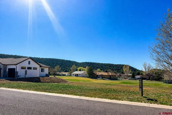 $54,900 | 940 Southeast Fairway Drive, Cedaredge, CO 81413
