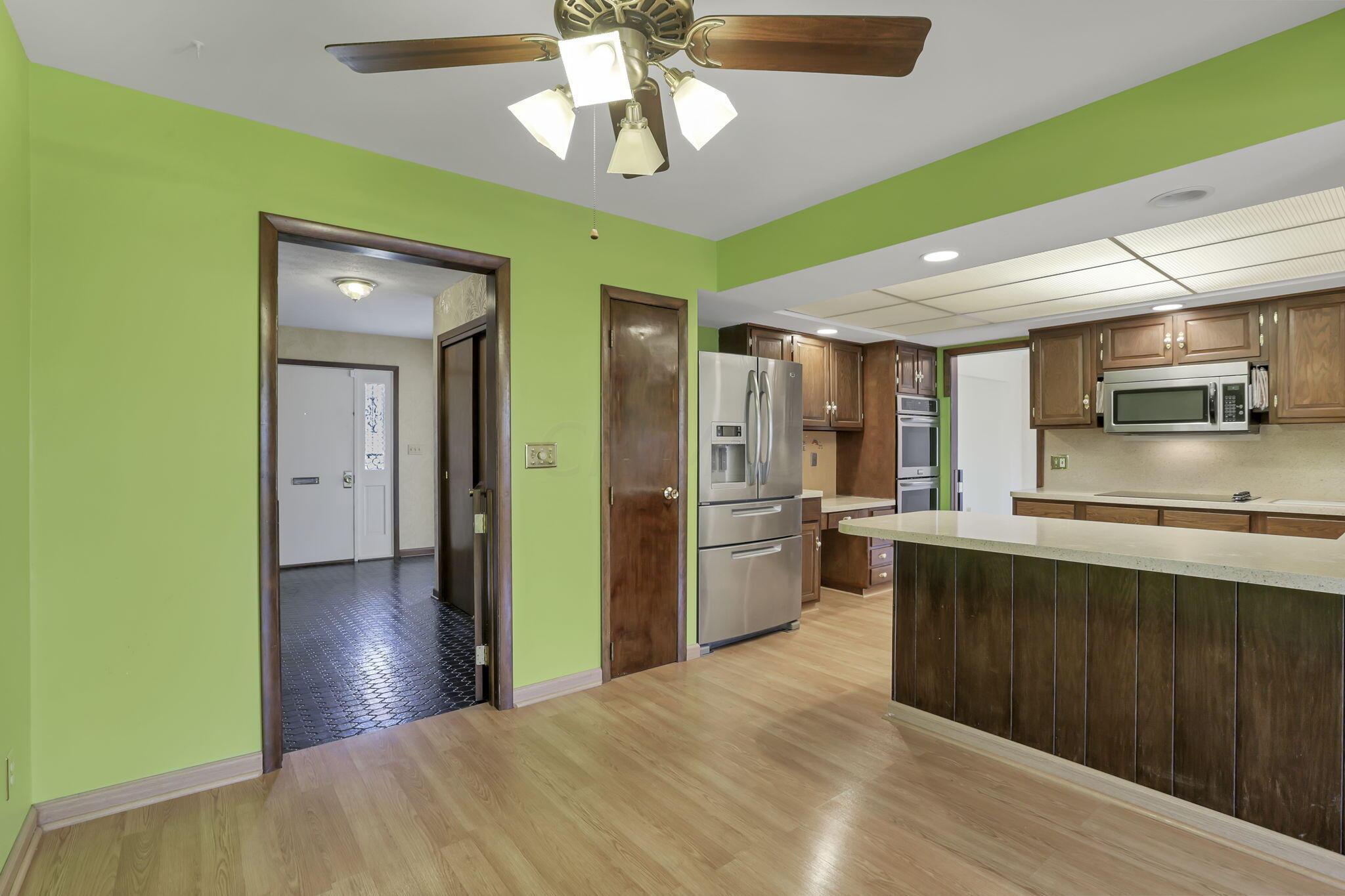 743 Strawberry Hill Road West Columbus, OH 43213 - Photo 14 of 54 27-web-or-mls-IMG_5487