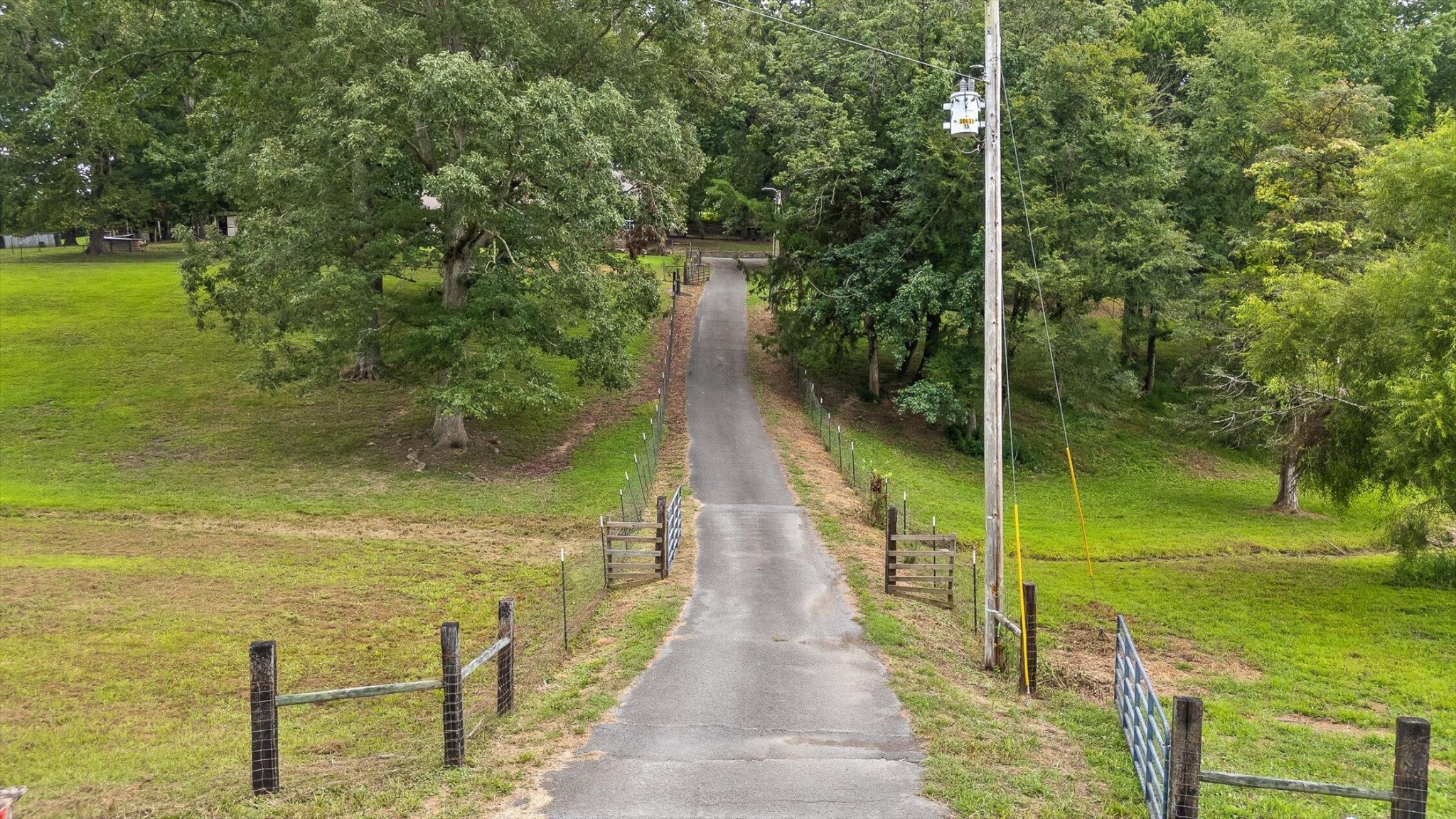 1814 Hudlow Loop Road Dunlap, TN 37327 - Photo 4 of 59 Gallery Image 4