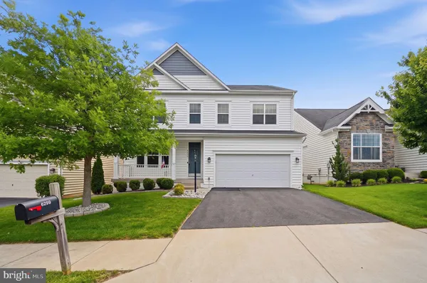 $699,900 | 6299 Margaret Way, Warrenton, VA 20187