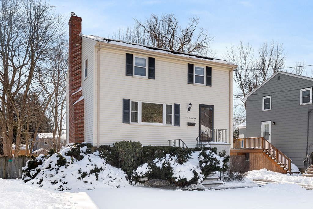 170 Bonham Road Dedham, MA 02026 - Photo 4 of 27 Gallery Image 4