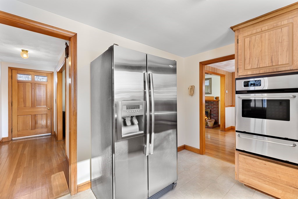 170 Bonham Road Dedham, MA 02026 - Photo 10 of 27 Gallery Image 10
