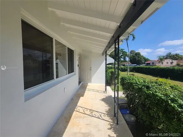 $2,200 | 11718 Northwest 1st Avenue, Miami, FL 33168