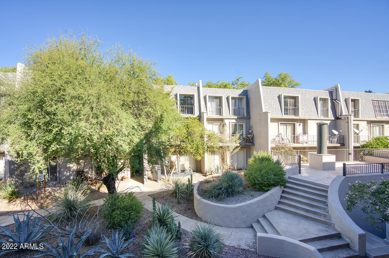 1008 East Osborn Road, Unit C Phoenix, AZ 85014 - Photo 8 of 26 1008 E OSBORN RD C