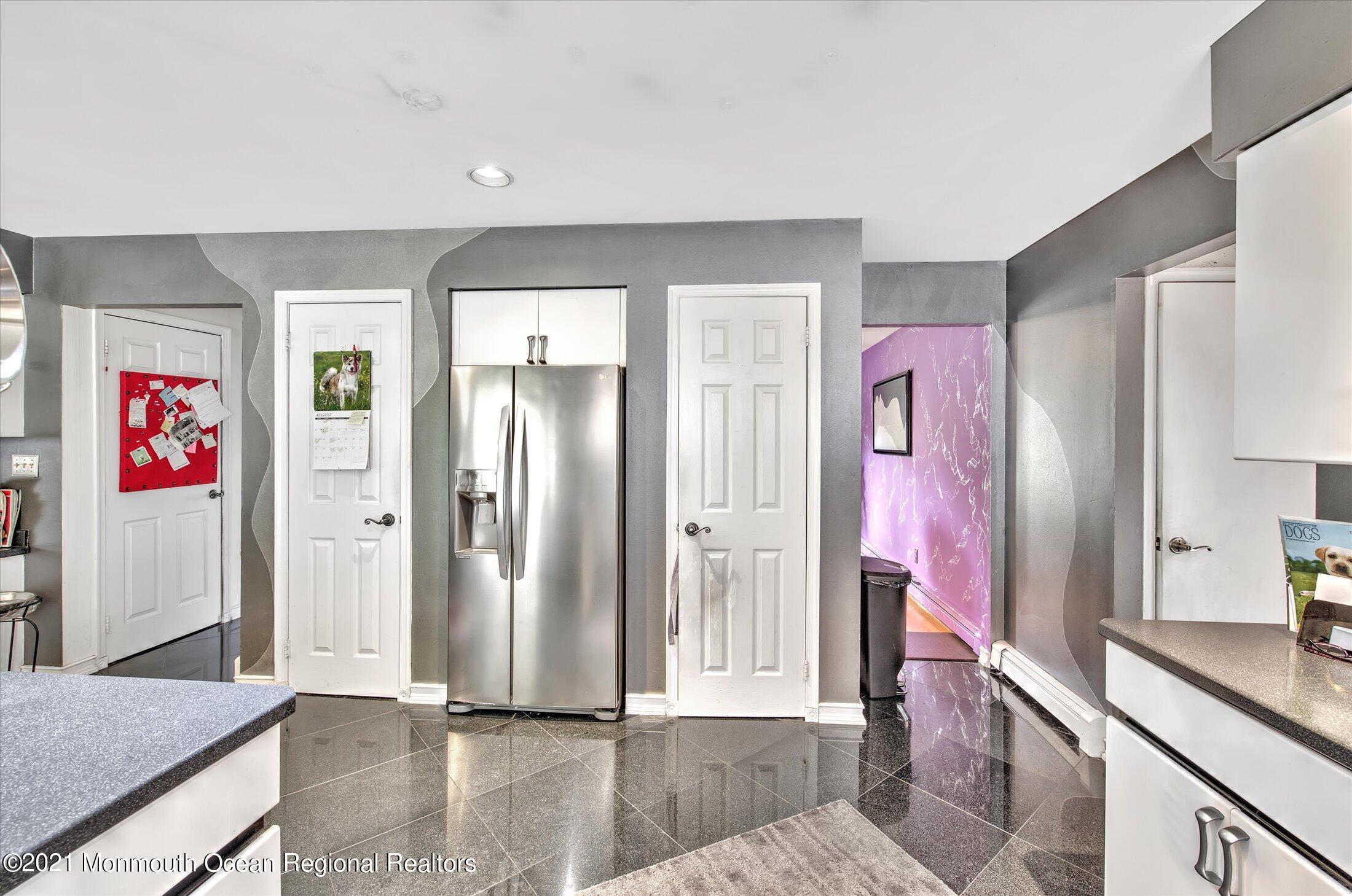 59 Templar Road Manalapan, NJ 07726 - Photo 17 of 39 KITCHEN