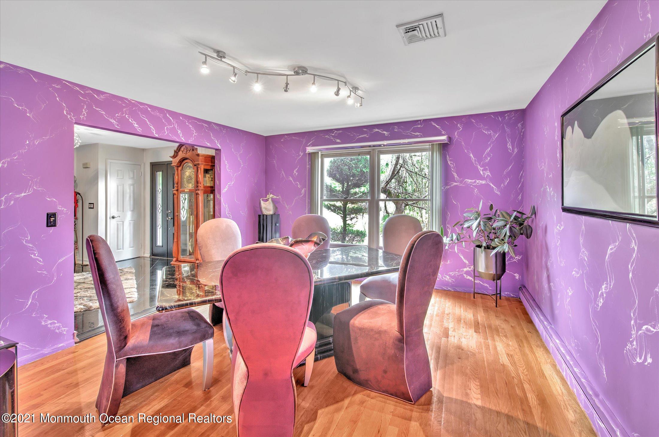 59 Templar Road Manalapan, NJ 07726 - Photo 9 of 39 DINING ROOM