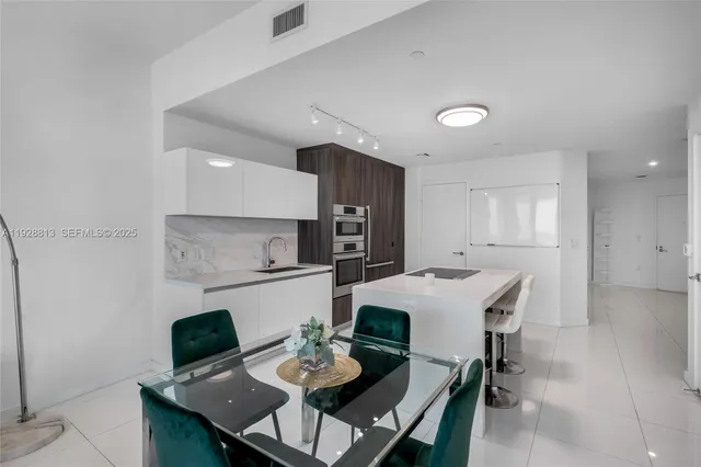 $569,000 | 851 Northeast 1st Avenue, Unit 1700, Miami, FL 33132