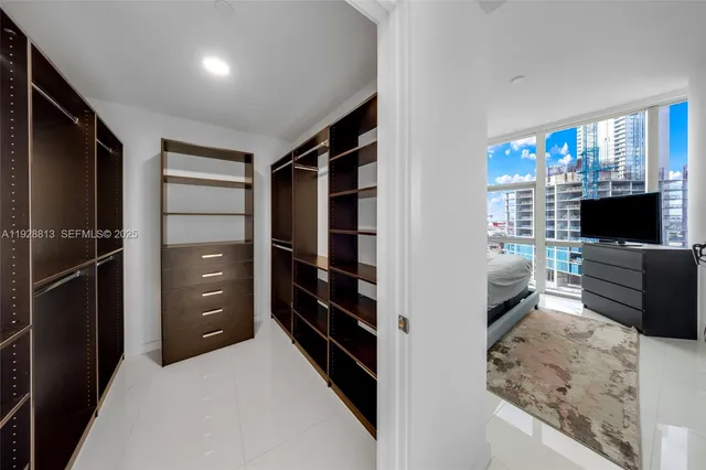 $569,000 | 851 Northeast 1st Avenue, Unit 1700, Miami, FL 33132