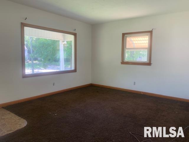 14 Ruth Court Springfield, IL 62704 - Photo 2 of 10