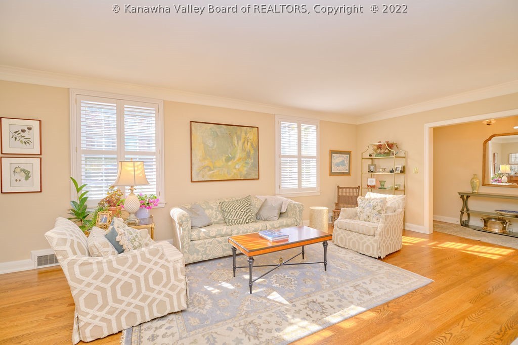 740 Myrtle Road Charleston, WV 25314 - Photo 7 of 30 Gallery Image 7