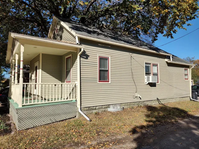 $154,300 | 113 6th Avenue North, Fargo, ND 58102