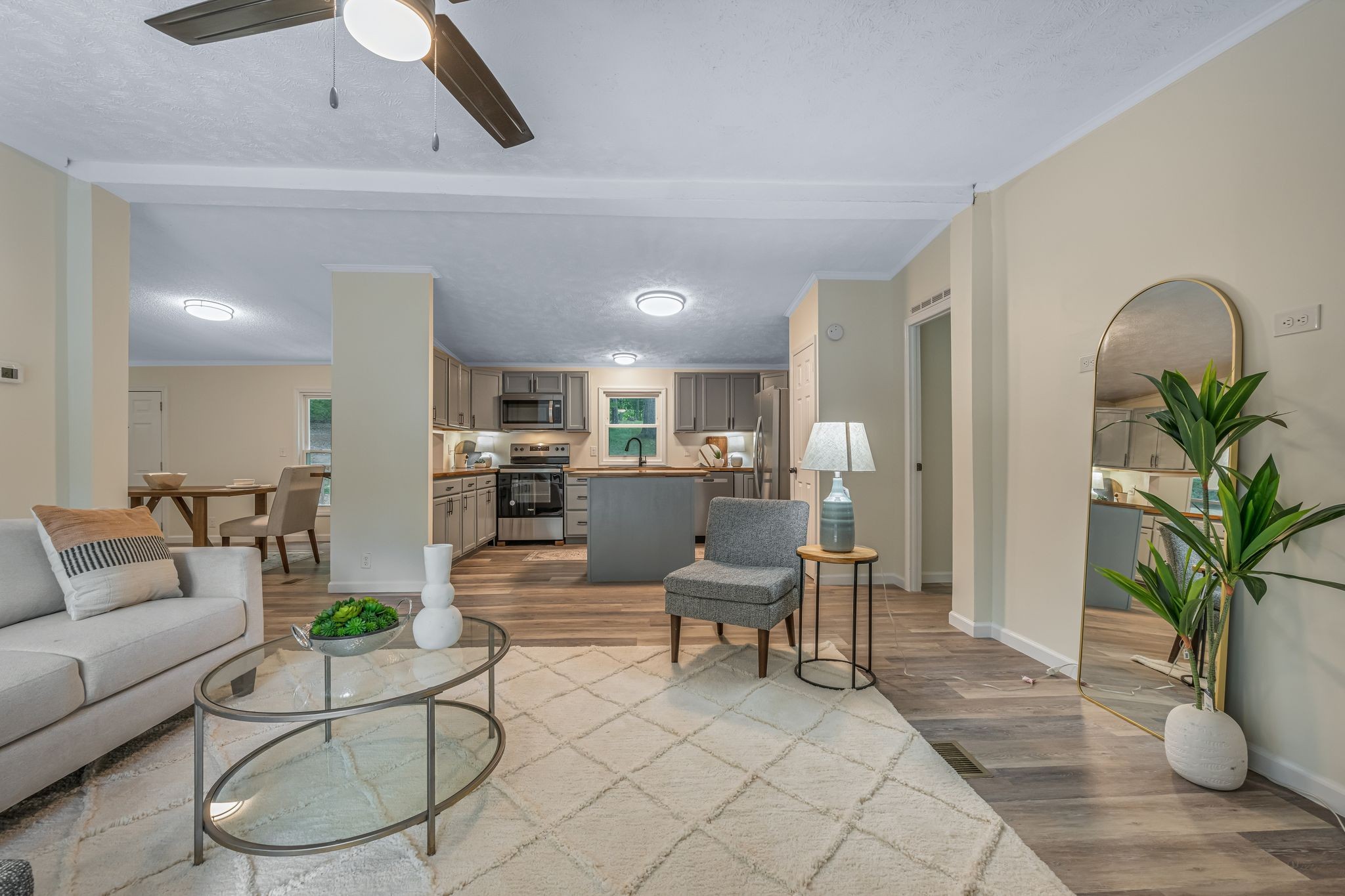 Shows Like a Model Home!