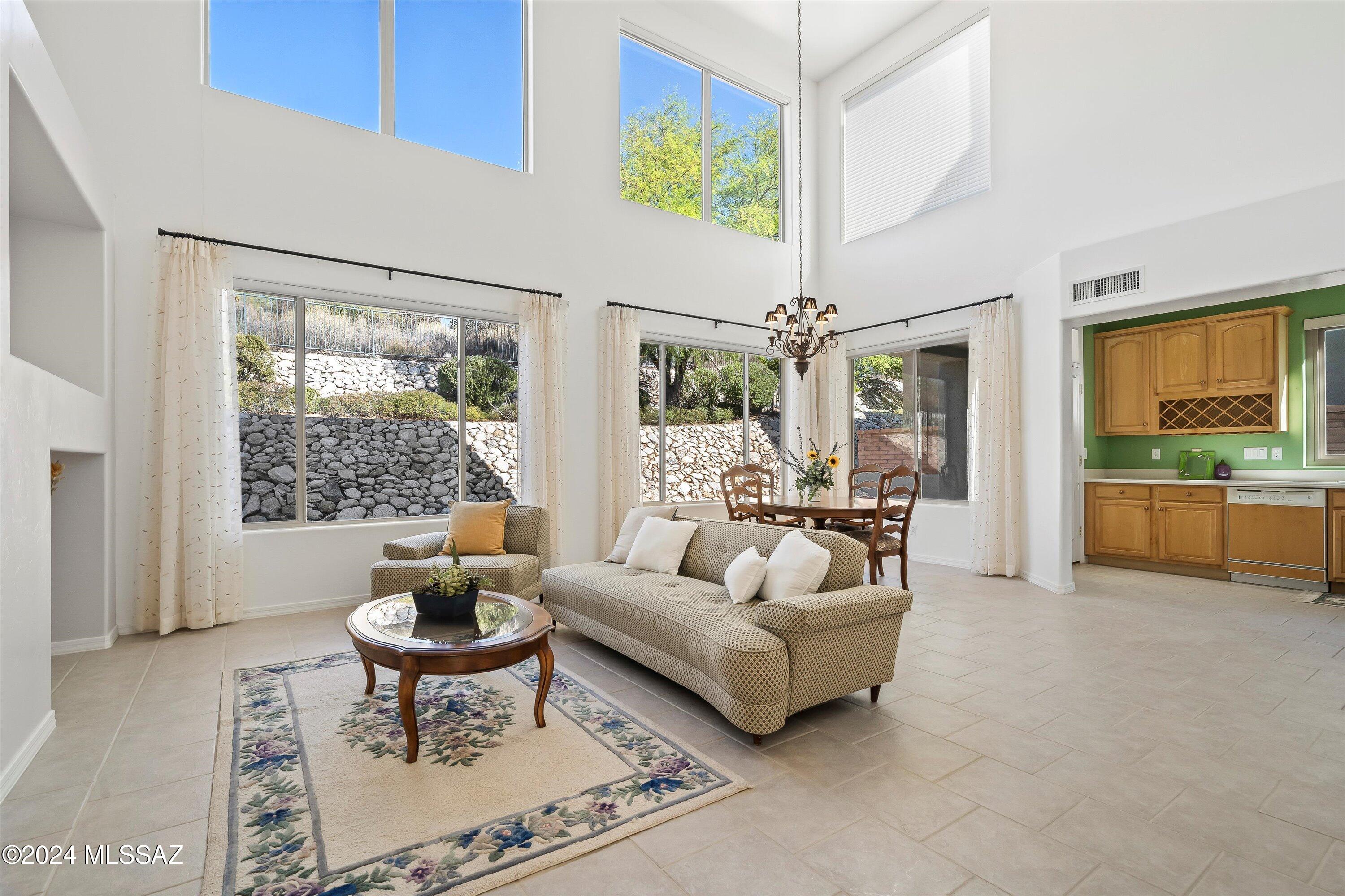7449 East Ridge Point Road Tucson, AZ 85750 - Photo 4 of 32 Gallery Image 4