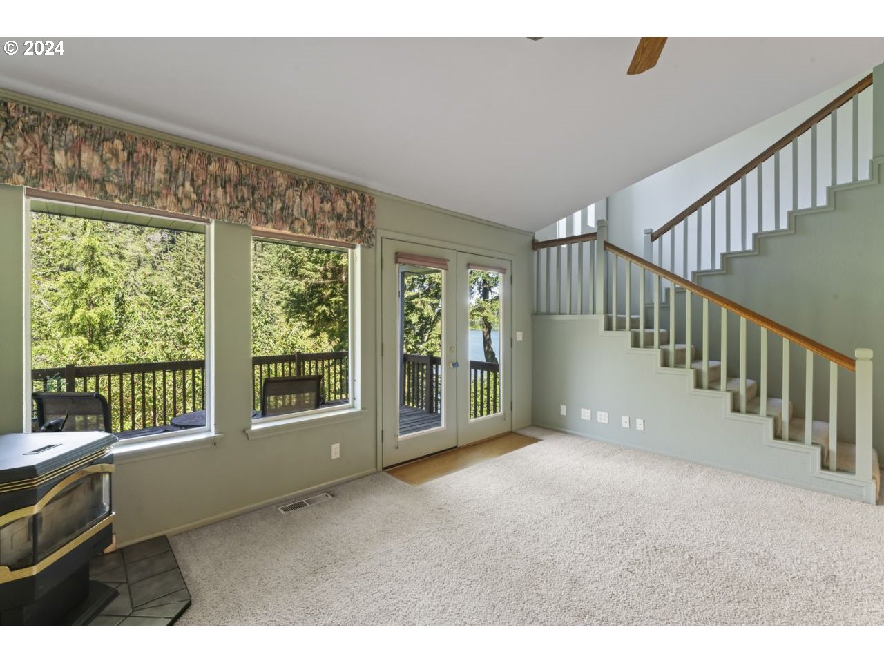 6130 Santa Road Florence, OR 97439 - Photo 12 of 48 Gallery Image 12