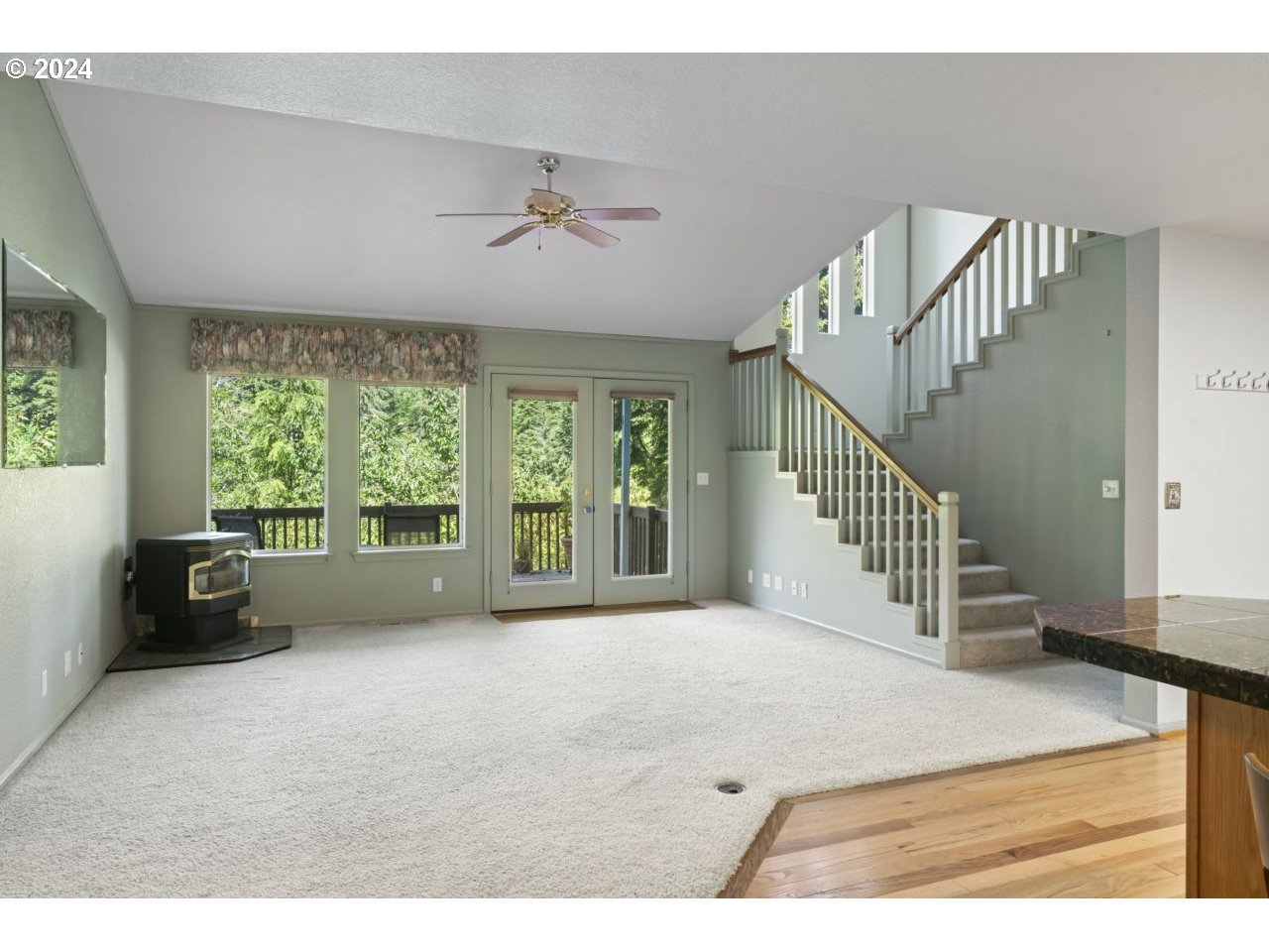 6130 Santa Road Florence, OR 97439 - Photo 7 of 48 Gallery Image 7