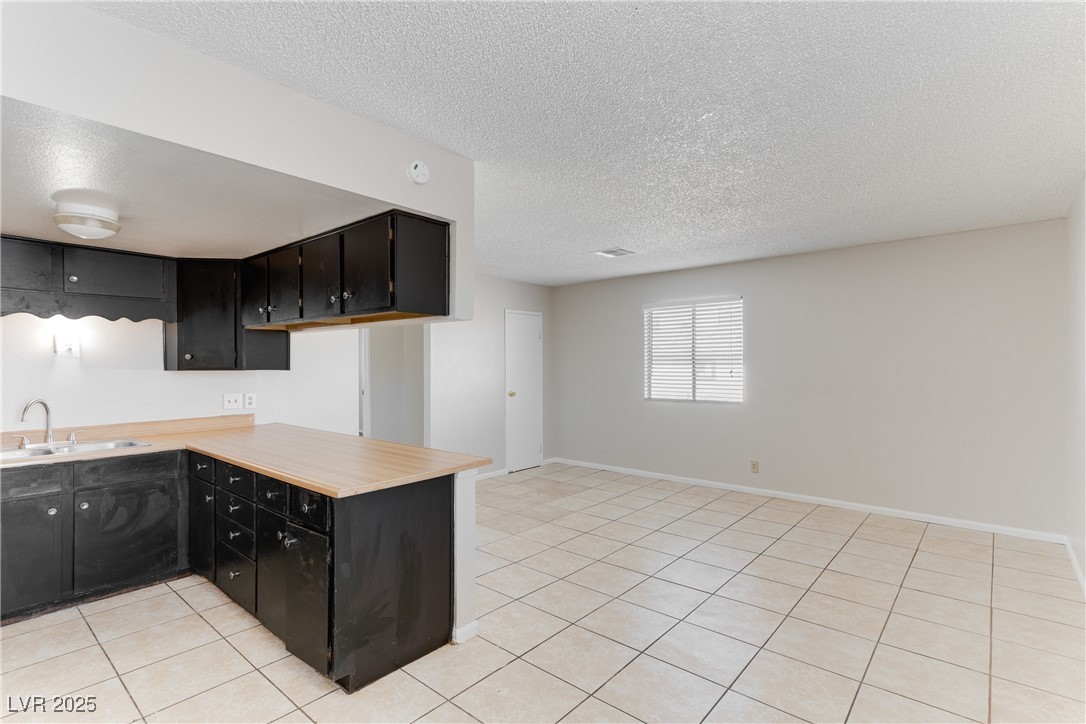 805 Palo Verde Drive, Unit C Henderson, NV 89015 - Photo 2 of 15