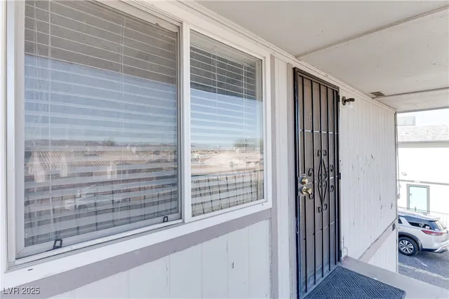 $1,064 | 805 Palo Verde Drive, Unit C, Henderson, NV 89015