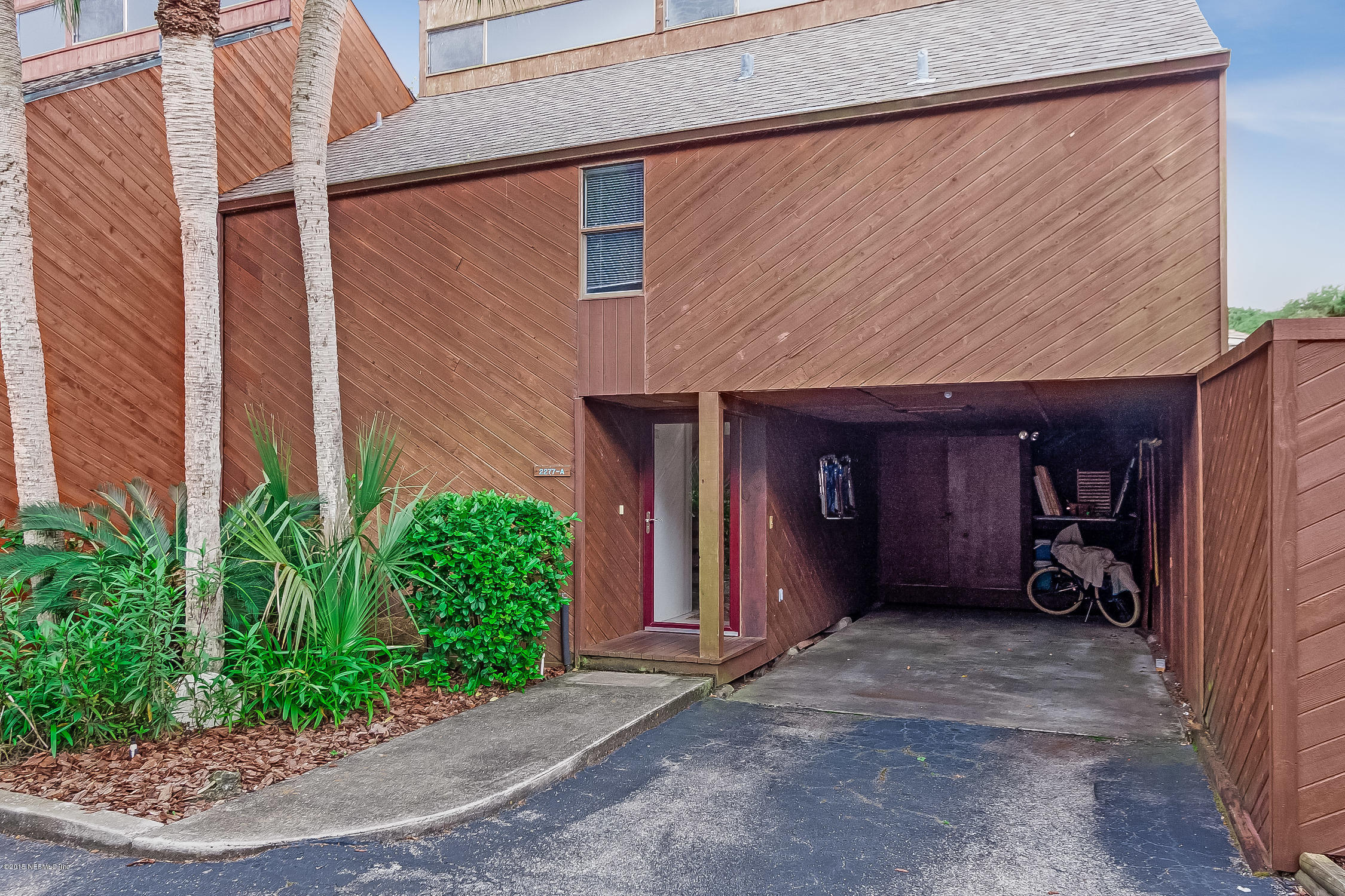 2277 Seminole Road, Unit A Atlantic Beach, FL 32233 - Photo 7 of 26 front enty