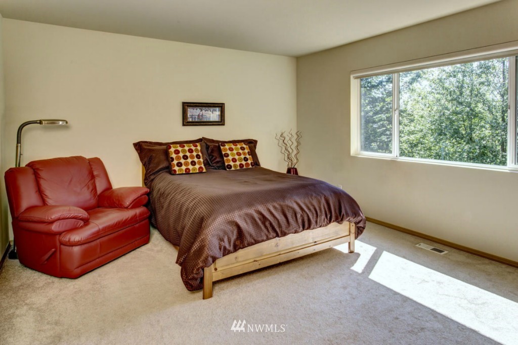 19230 25th Avenue Southeast Bothell, WA 98012 - Photo 11 of 21 Gallery Image 11