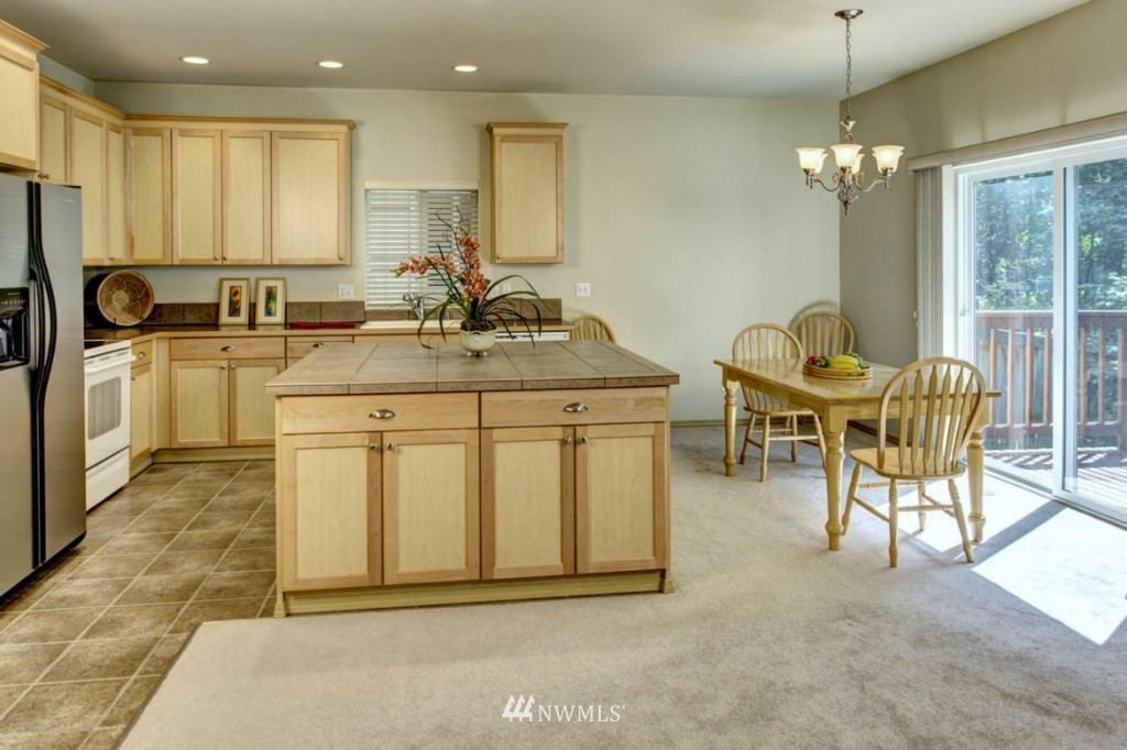 19230 25th Avenue Southeast Bothell, WA 98012 - Photo 5 of 21 Gallery Image 5