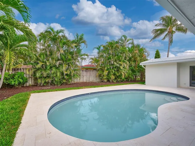 $1,440,000 | 5921 Northeast 22nd Way, Fort Lauderdale, FL 33308