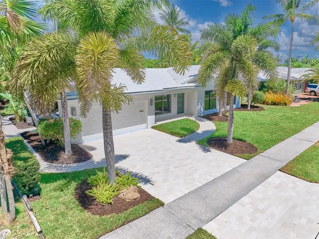 $1,440,000 | 5921 Northeast 22nd Way, Fort Lauderdale, FL 33308