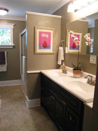 12995 Occidental Road Sebastopol, CA 95472 - Photo 5 of 12 Remodled bathroom.