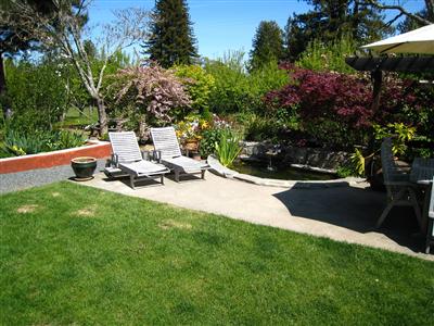 12995 Occidental Road Sebastopol, CA 95472 - Photo 7 of 12 Front patio and fountain. Set up for lazy summer days.