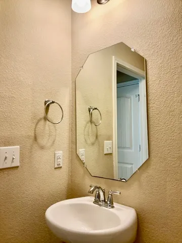 $1,895 | 411 Rhetoric Way, Pflugerville, TX 78660