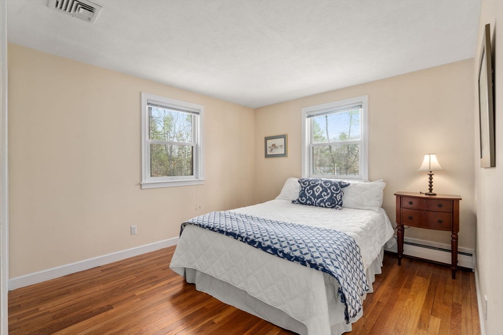 23 Hillcrest Road Medfield, MA 02052 - Photo 18 of 40