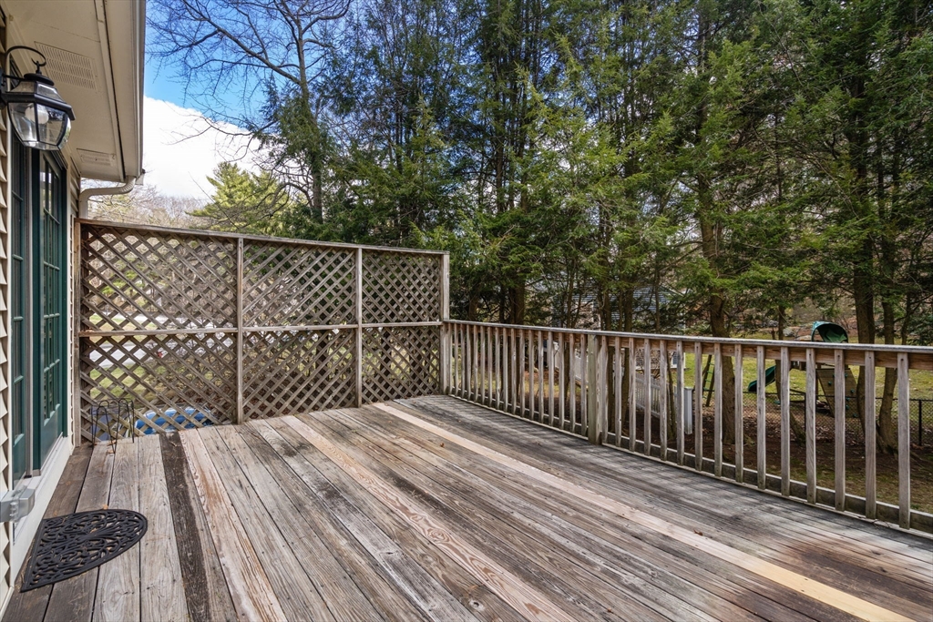 23 Hillcrest Road Medfield, MA 02052 - Photo 32 of 40