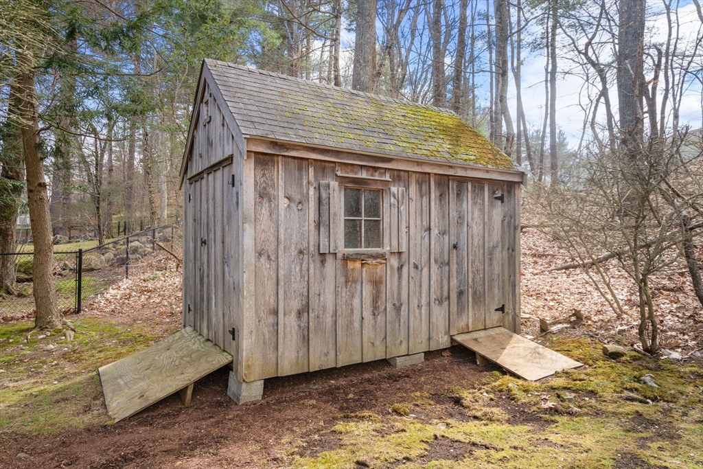 23 Hillcrest Road Medfield, MA 02052 - Photo 37 of 40