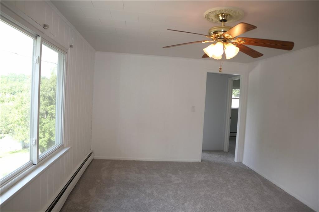49 Walkertown Hill Road Daisytown, PA 15427 - Photo 9 of 25