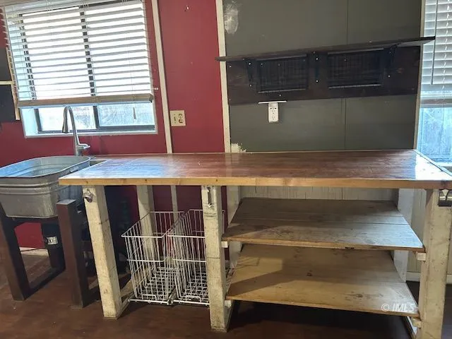 a view of a water fountain