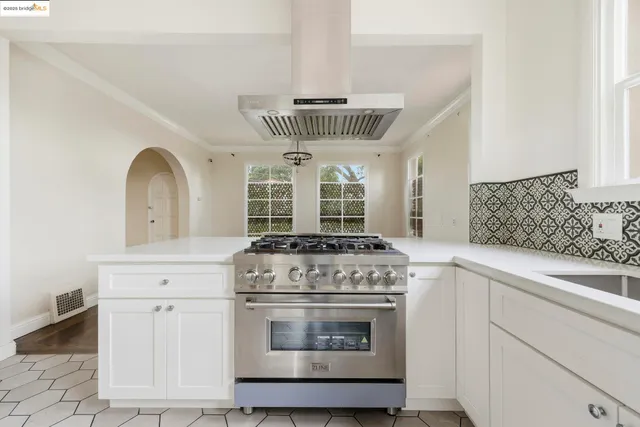 $1,500,000 | 5449 Barrett Avenue, El Cerrito, CA 94530