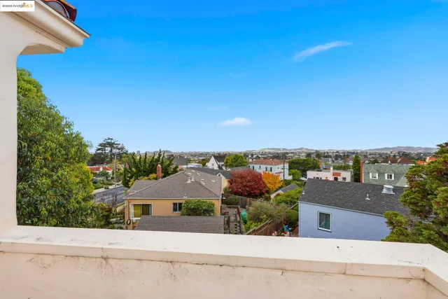 $1,500,000 | 5449 Barrett Avenue, El Cerrito, CA 94530
