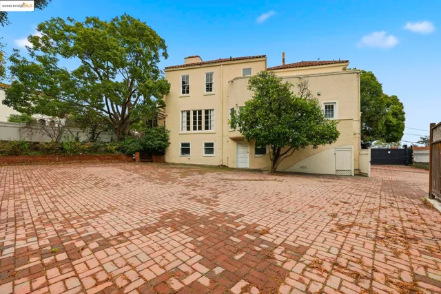 $1,500,000 | 5449 Barrett Avenue, El Cerrito, CA 94530