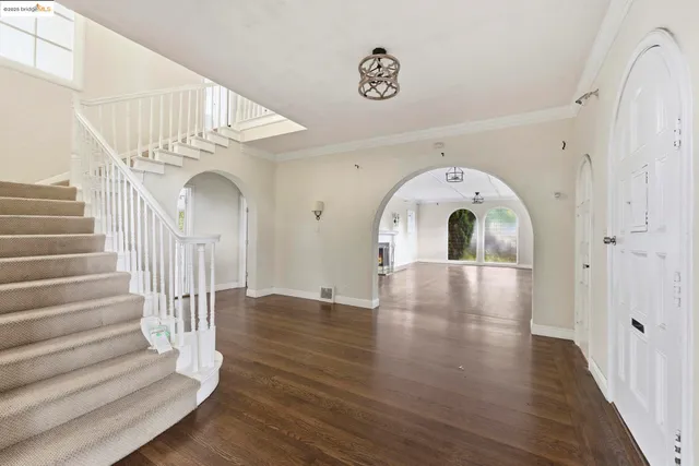 $1,500,000 | 5449 Barrett Avenue, El Cerrito, CA 94530