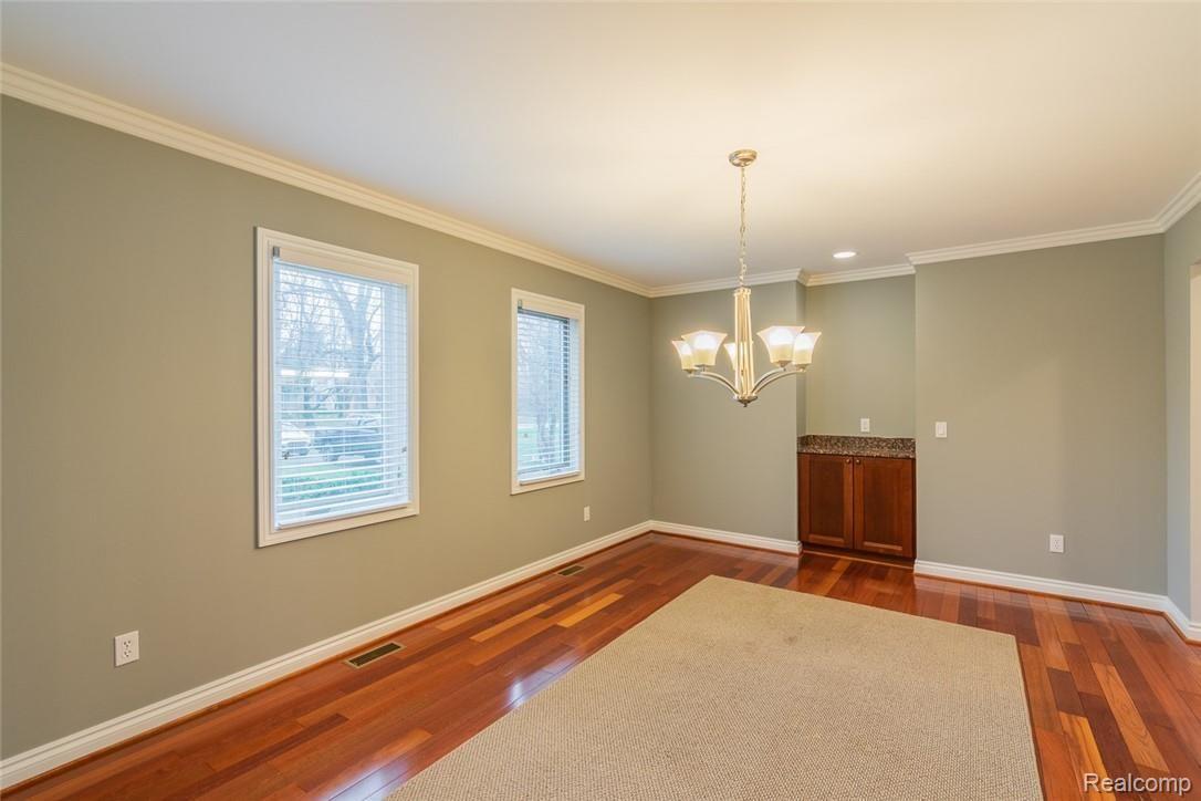 31501 Evergreen Road Franklin, MI 48025 - Photo 12 of 52 31501 Evergreen-13.jpg