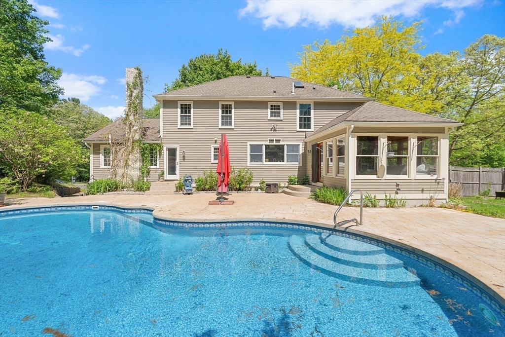 4 Dix Road Franklin, MA 02038 - Photo 31 of 39