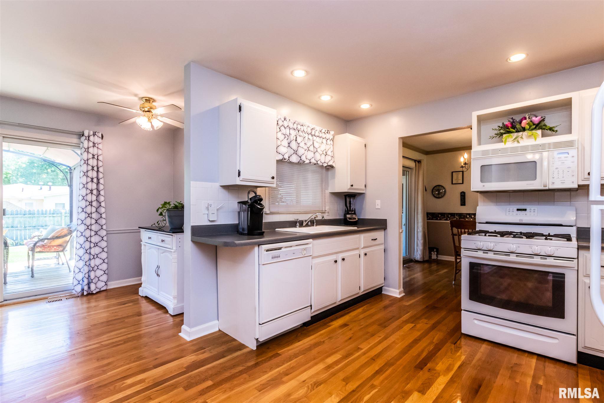 1022 Brookhill Road Peoria, IL 61615 - Photo 15 of 50 Gallery Image 15