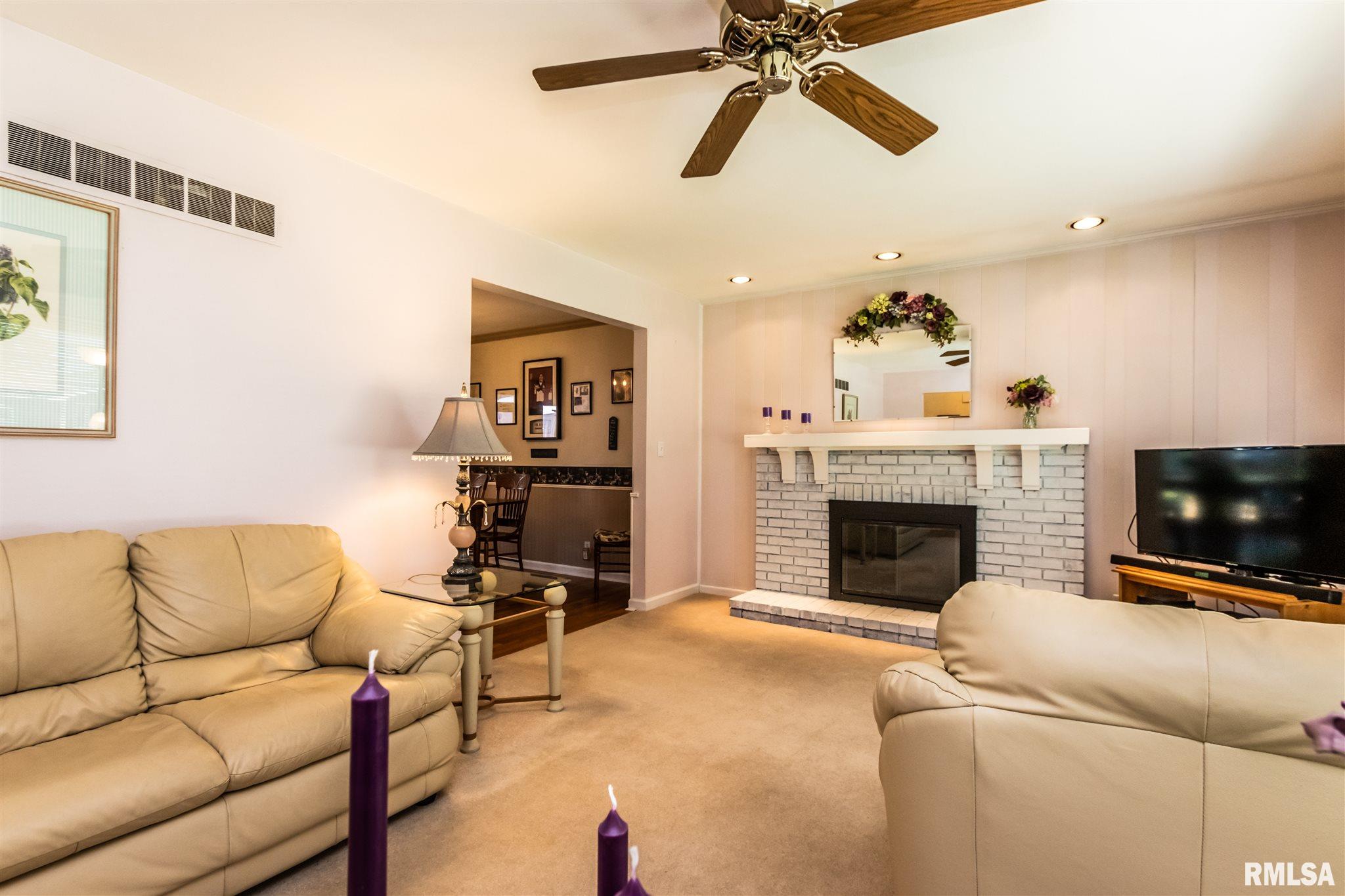 1022 Brookhill Road Peoria, IL 61615 - Photo 7 of 50 Gallery Image 7