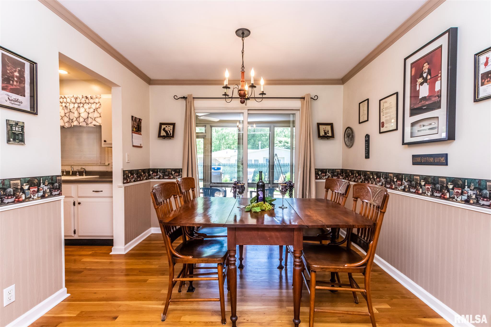 1022 Brookhill Road Peoria, IL 61615 - Photo 8 of 50 Gallery Image 8
