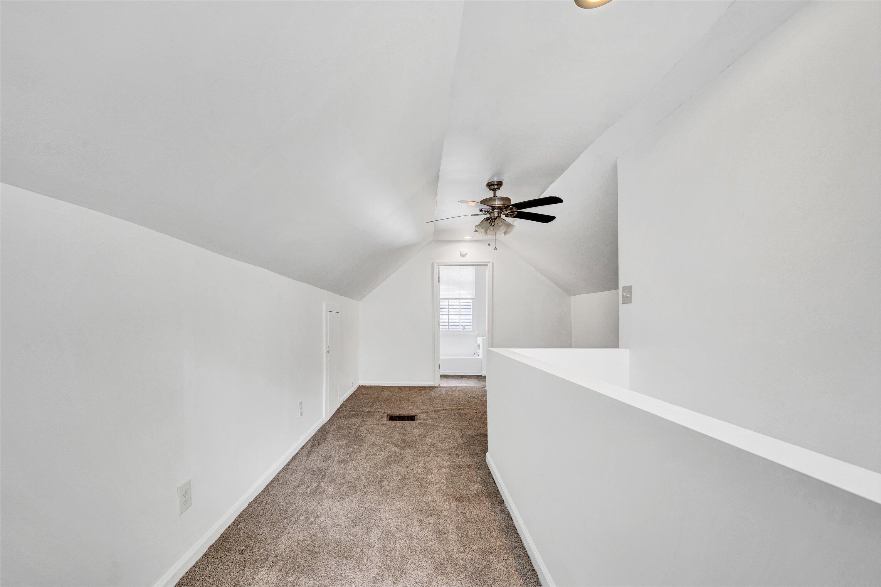2513 Liberty Road Northwest Roanoke, VA 24012 - Photo 23 of 28 14-DSC00071