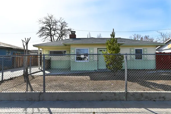 $155,000 | 110 Harrison Street, Hawthorne, NV 89415