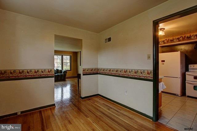 1709 Crescent Road York, PA 17403 - Photo 6 of 27